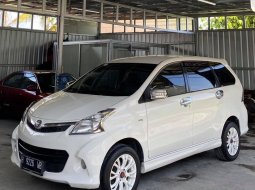 Toyota Avanza Veloz 2012 5