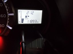 Toyota Avanza Veloz 1.5 MT ( Manual ) 2018 Hitam Km Antik Low 8rban Plat Jakarta barat 7