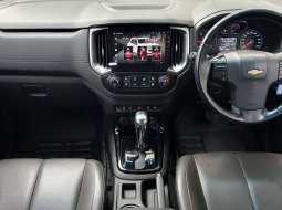 Chevrolet Trailblazer 2.5L LTZ putih 2017 km68rban cash kredit proses bisa dibantu 15