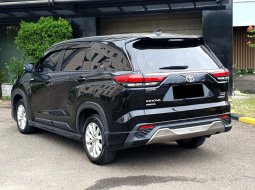Toyota Kijang Innova Zenix v Hybrid 2023 Hitam 5