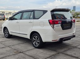 Toyota Kijang Innova V A/T Diesel 2022 Putih 5