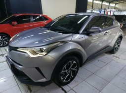 Toyota C-HR HYBRID 1.8L CVT AT 2020 3