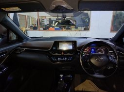Toyota C-HR HYBRID 1.8L CVT AT 2020 7