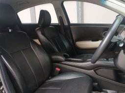 JUAL Honda HR-V 1.5 E CVT 2018 Hitam 5
