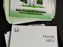Honda HR-V 1.5L E CVT AT Matic 2021 Silver 15