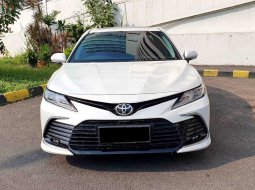 Toyota Camry 2.5 V 2021 putih km28rban sunroof pajak panjang tangan pertama cash kredit bisa dbantu 3