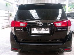Toyota Kijang Innova VENTURER 2.0 AT 2018 10