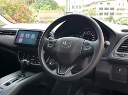 Honda HR-V E CVT 2017 hitam km26ribuan pajak panjang cash kredit proses bisa dibantu 12