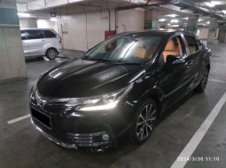  TDP (12JT) Toyota ALTIS V 1.8 AT 2019 Hitam  2