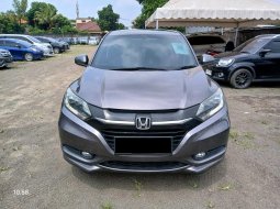  TDP (21JT) Honda HRV E PRESTIGE 1.8 AT 2018 Abu-abu  1