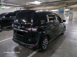  TDP (11JT) Toyota SIENTA Q 1.5 AT 2017 Hitam  6