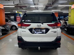 Daihatsu Terios X A/T Deluxe 2020 Putih 9