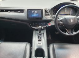 Honda HR-V 1.5 Spesical Edition At 2019 Hitam 11