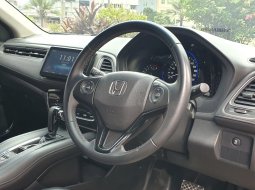 Honda HR-V 1.5 Spesical Edition At 2019 Hitam 14