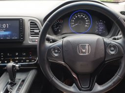 Honda HR-V 1.5 Spesical Edition At 2019 Hitam 15