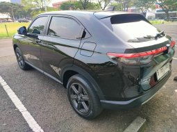 Honda HR-V 1.5L E CVT 2022  - Mobil Murah Kredit 5