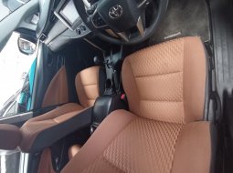 Toyota Kijang Innova G 2.4 AT 2019 9