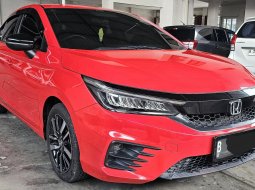 Honda City Hatchback RS A/T ( Matic ) 2022 Merah Km 14rban Mulus Siap Pakai Good Condition 2
