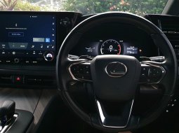 All New Lexus LM350 Hybrid 7seat At 2023 Sonic titanium 13