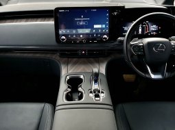 All New Lexus LM350 Hybrid 7seat At 2023 Sonic titanium 16
