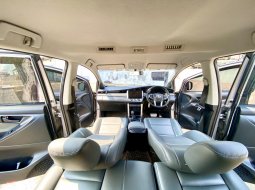 Toyota Kijang Innova 2.4G 2018 reborn diesel matic siap TT 4