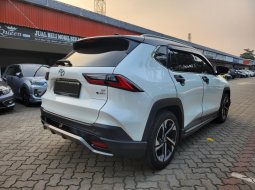 Toyota Yaris Cross 1.5 S GR Hybrid CVT TSS 2023 Putih Aero Package 22