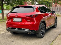 Mazda CX-5 Elite Kuro Edition at 2022 Merah 6