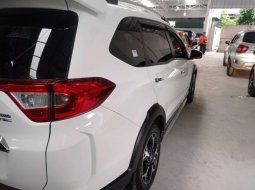 Honda BR-V E Prestige 1.5 AT 2017 5