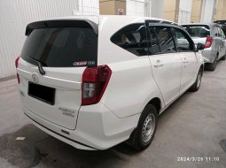  TDP (9JT) Daihatsu SIGRA X 1.2 MT 2023 Putih  3
