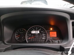  TDP (9JT) Daihatsu SIGRA X 1.2 MT 2023 Putih  9