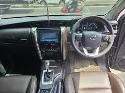 Toyota Fortuner VRZ TRD 2.4 diesel AT ( Matic ) 2019 Hitam Km 123rban Kick Sensor 8