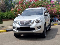 Nissan Terra 2.5L 4x2 VL AT 2018 silver km41rban tangan pertama dari baru cash kredit bisa 3