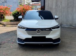Honda HR-V 1.5L E CVT Special Edition 2022 se cvt sensing km 11 rban pajak panjang cash kredit bisa 3
