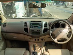 Fortuner G Luxury Matic 2006 - Mobil SUV Harga Terjangkau - B1268WB 7