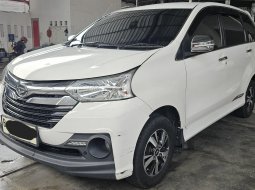 Daihatsu Xenia R Sporty A/T ( Matic ) 2018 Putih Good Condition 3