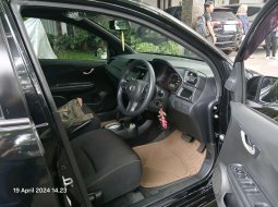  TDP (11JT) Honda BRIO RS 1.2 AT 2018 Hitam  6