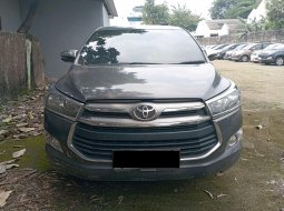  TDP (25JT) Toyota INNOVA G 2.4  AT 2018 Abu-abu 