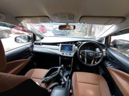  TDP (25JT) Toyota INNOVA G 2.4  AT 2018 Abu-abu  7