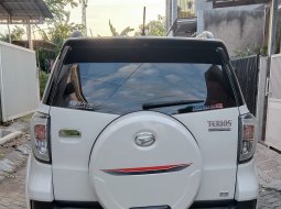 Daihatsu Terios R M/T Putih 2