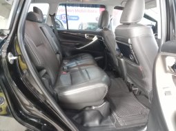 Innova V Matic 2019 - Mobil Keluarga Bergaransi Resmi 7G+- D1654AHP 5