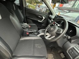 Toyota Raize 1.0T GR Sport CVT (Two Tone) Tahun 2021 Kondisi Mulus Terawat Istimewa 6