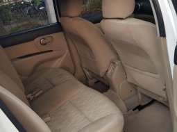 Nissan Grand Livina XV 2017 6