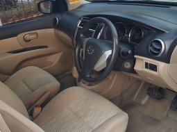 Nissan Grand Livina XV 2017 7