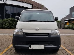 Daihatsu Gran Max Blind Van AC MT Manual 2022 Putih 2