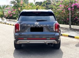 KM 6rb ! Hyundai Palisade Signature 2.2D At Facelift 2023 Abu-abu 7