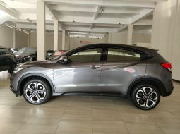 HR-V E SE Matic 2022 - Kilometer Masih Aman - D575RIN 7