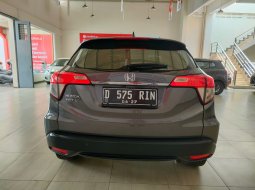 HR-V E SE Matic 2022 - Kilometer Masih Aman - D575RIN 6