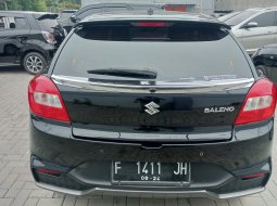 Suzuki Baleno GL Hatchback 1.4 A/T 2019 4