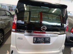 Nissan Serena Highway Star 2.0 AT 2021 4