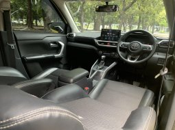 Toyota Raize 1.0T GR Sport CVT (Two Tone) 2022 10